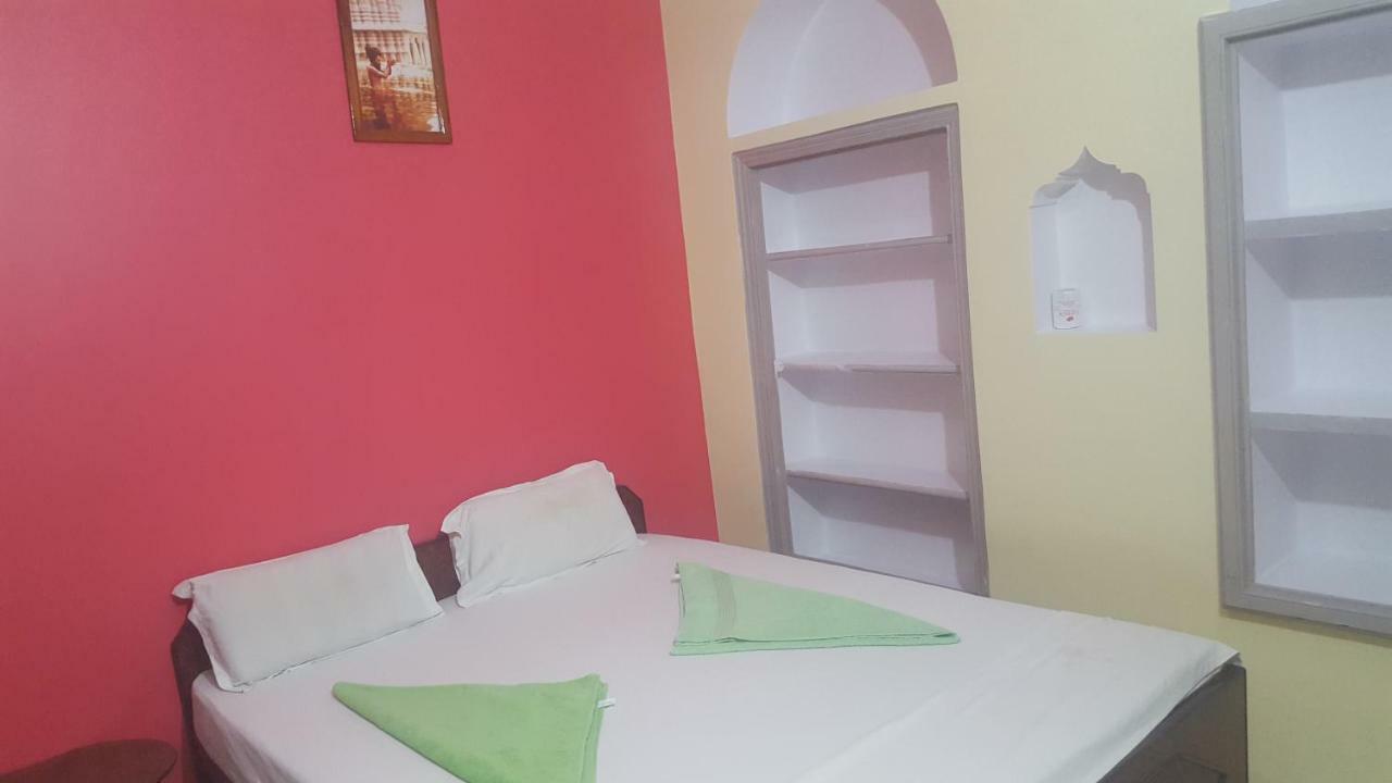 Baba Guest House Βαρανάσι Εξωτερικό φωτογραφία